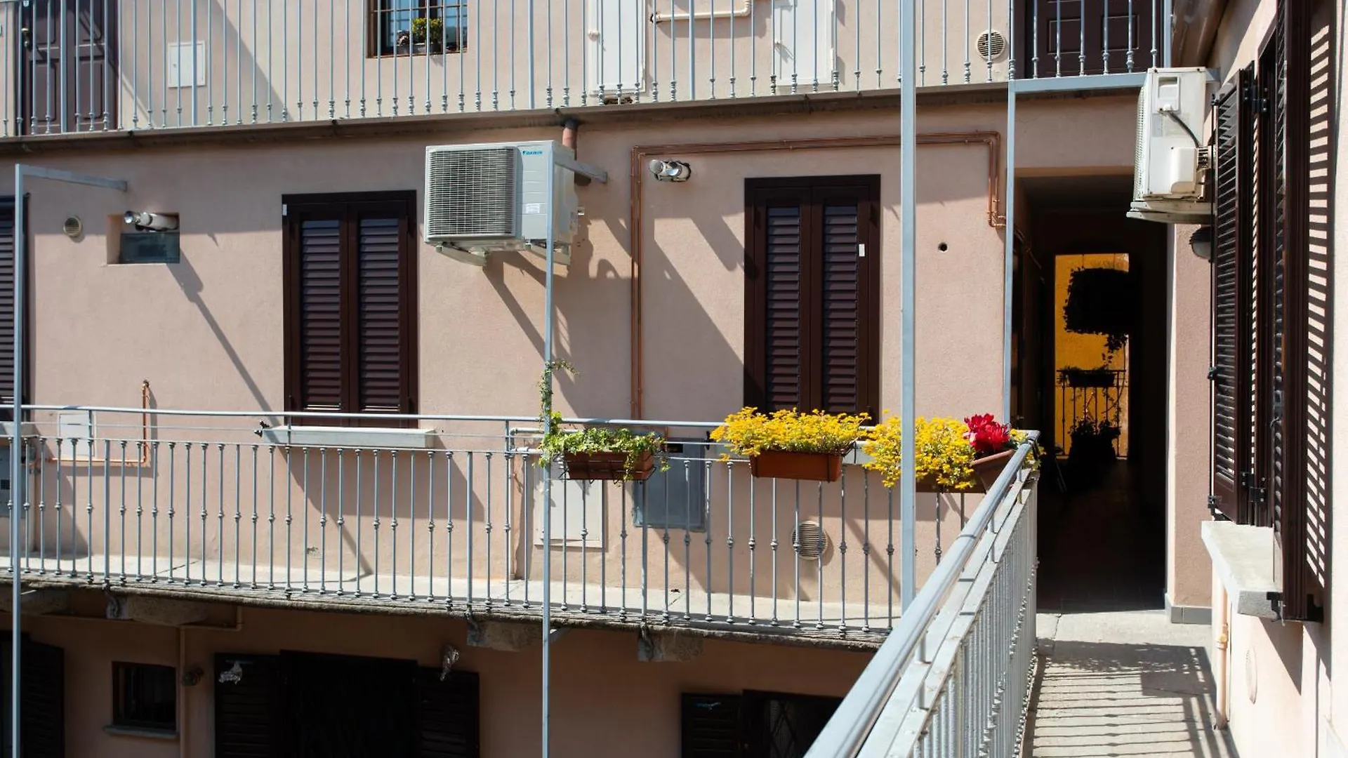 Easylife - Elite Apartments In Porta Venezia ミラノ