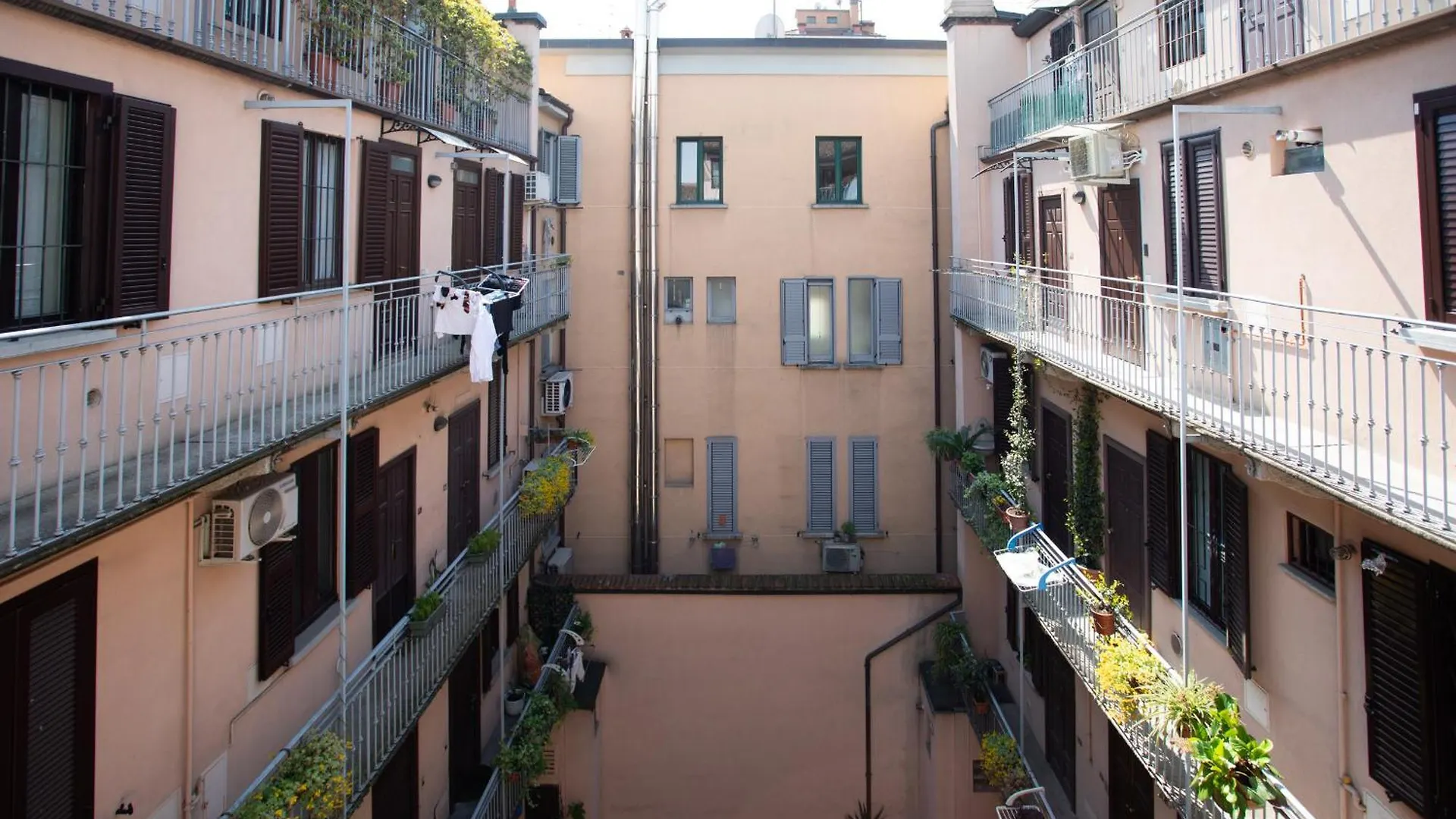 Easylife - Elite Apartments In Porta Venezia Milan Italy