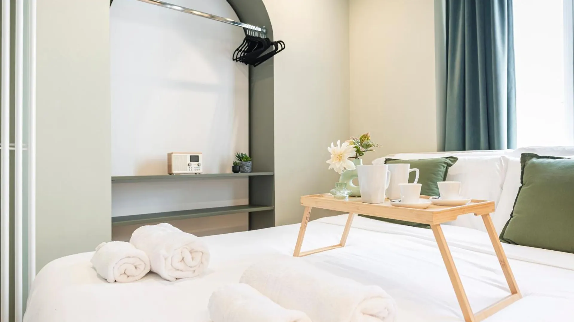 Easylife - Elite Apartments In Porta Venezia Milan 0*,  Italy