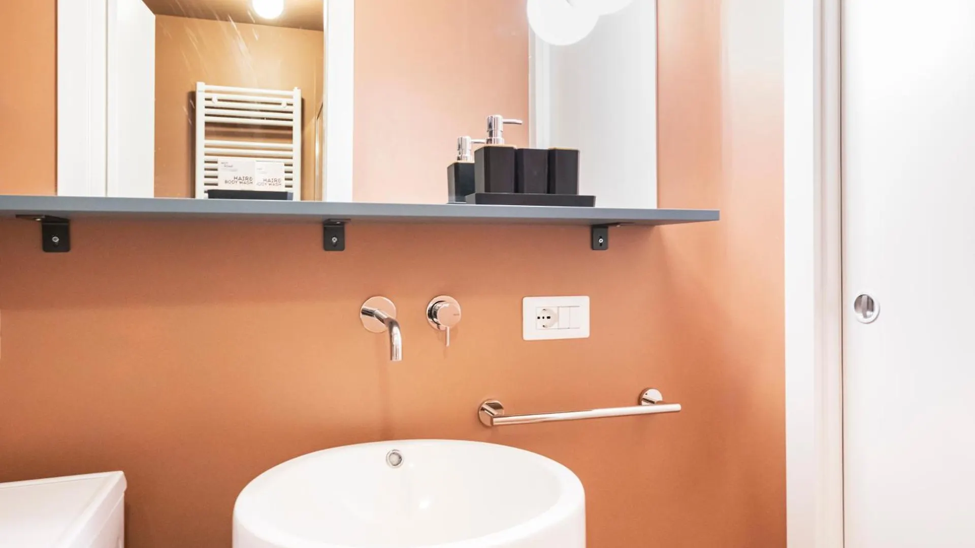 Easylife - Elite Apartments In Porta Venezia Milan